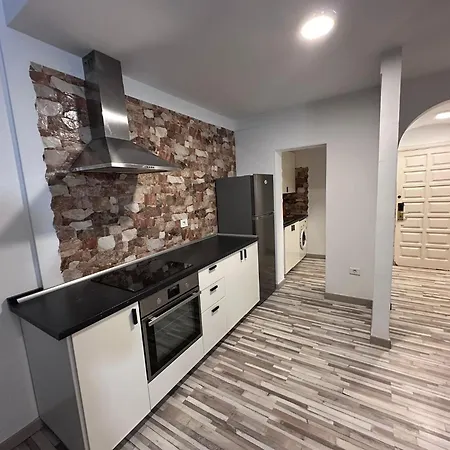 Island Village Apartament